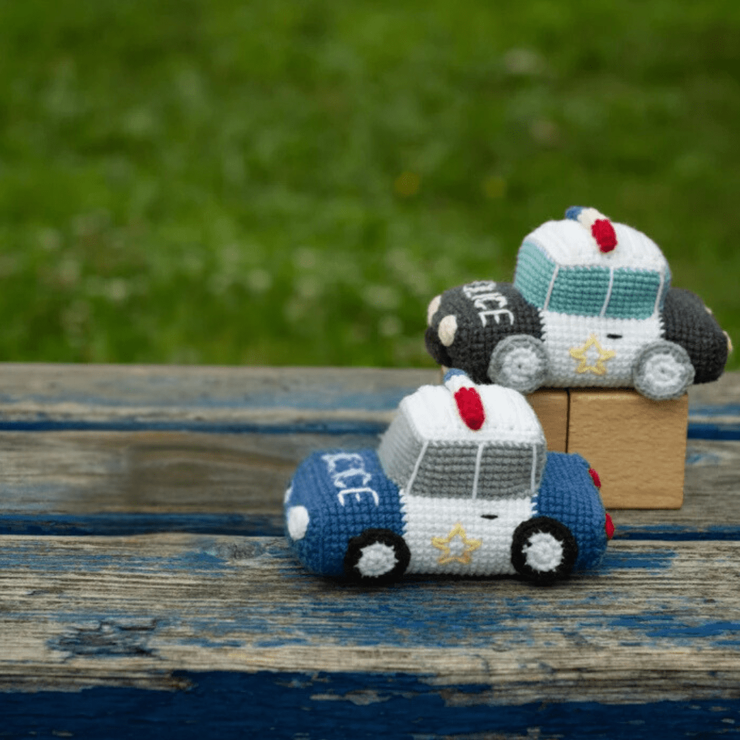 Emergency Cars Amigurumi Crochet Patterns - SerenityLove