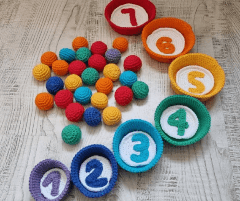 The Numbers and Colors Game Amigurumi Crochet Pattern - SerenityLove